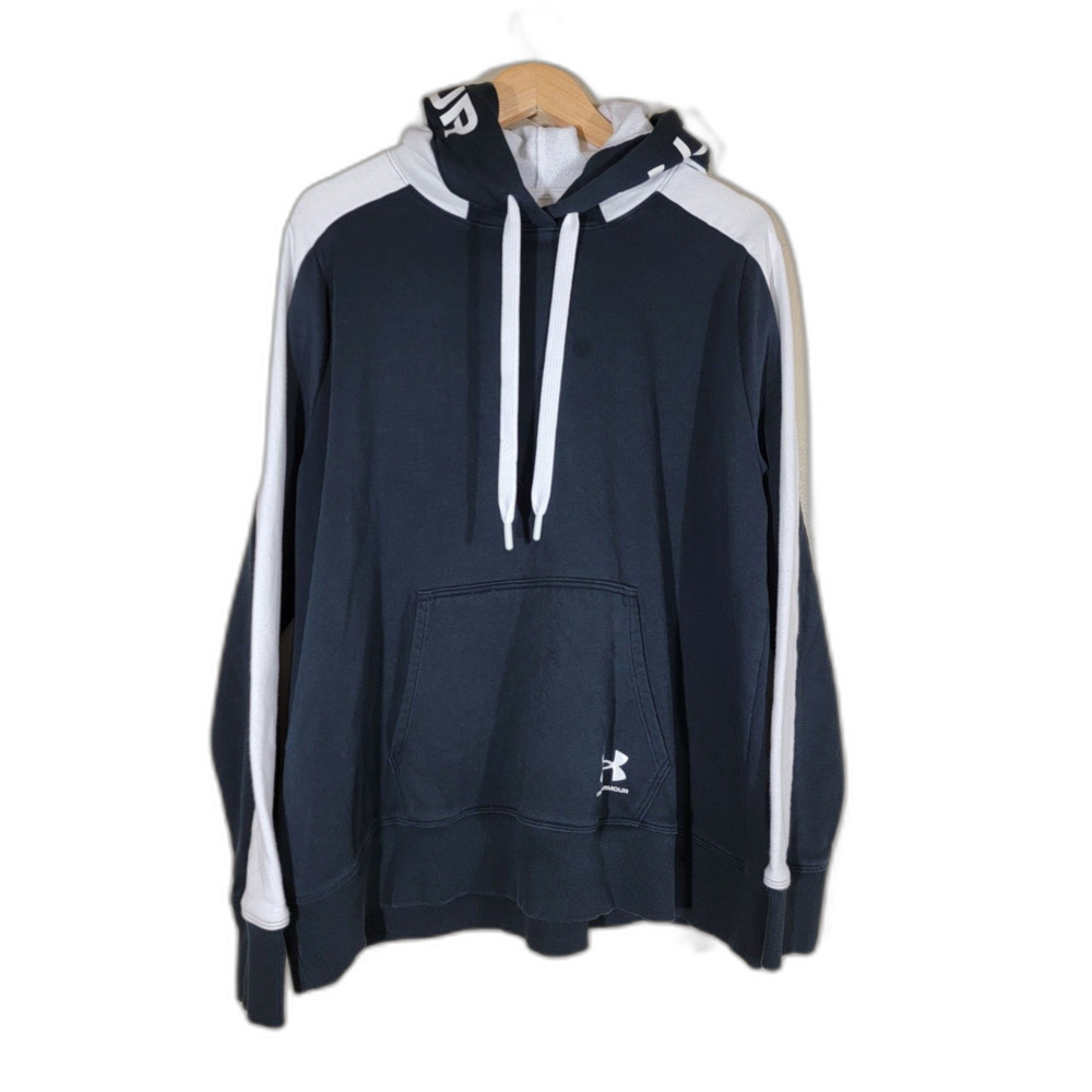 Under Armour Men's Black Hoodie - XL
